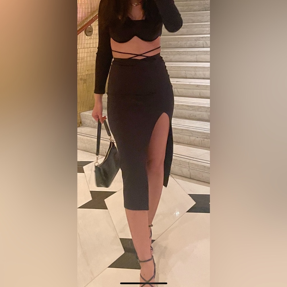 Princess Polly Black Midi Skirt
